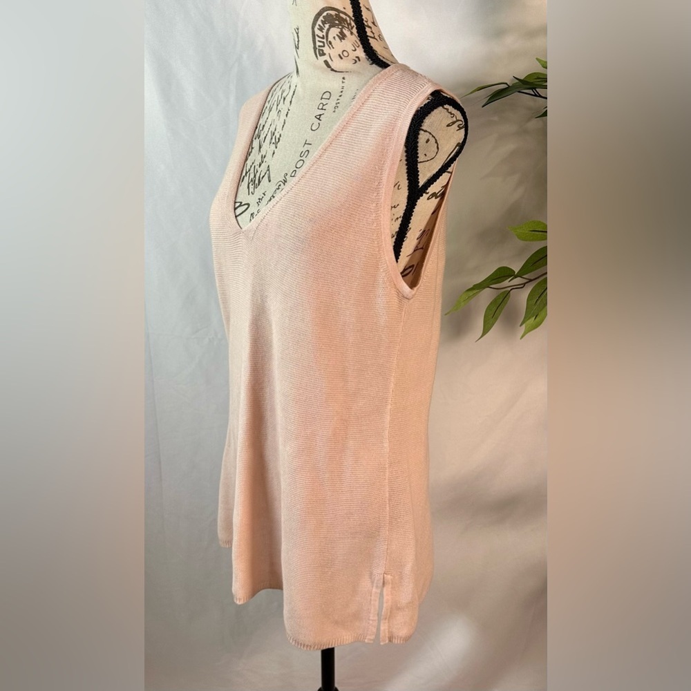 LOFT Pink Women's Blouse 🩷🩷 - Picture 7 of 9